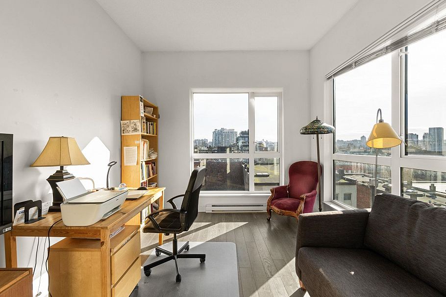 618 138 E Hastings Street Vancouver, BC - 4