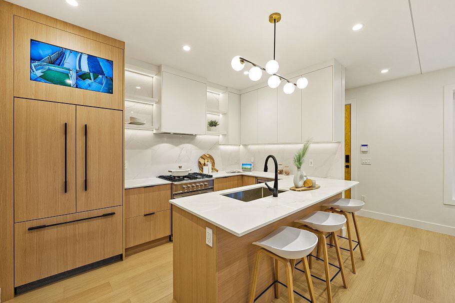 3156-1 E 8th Avenue Vancouver, BC - 9