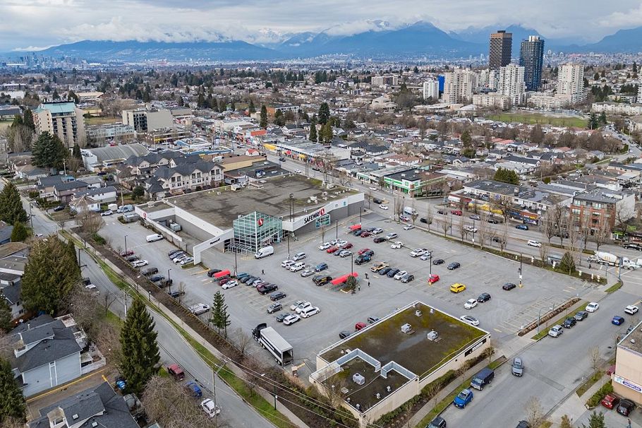 5892 Tyne Street Vancouver, BC - 6