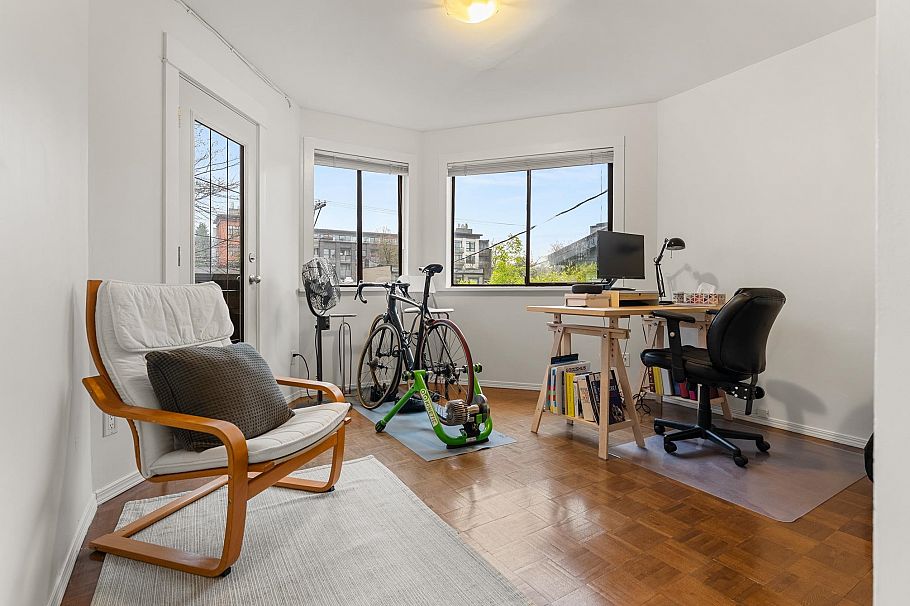 2980 W 8th Avenue Vancouver, BC - 25