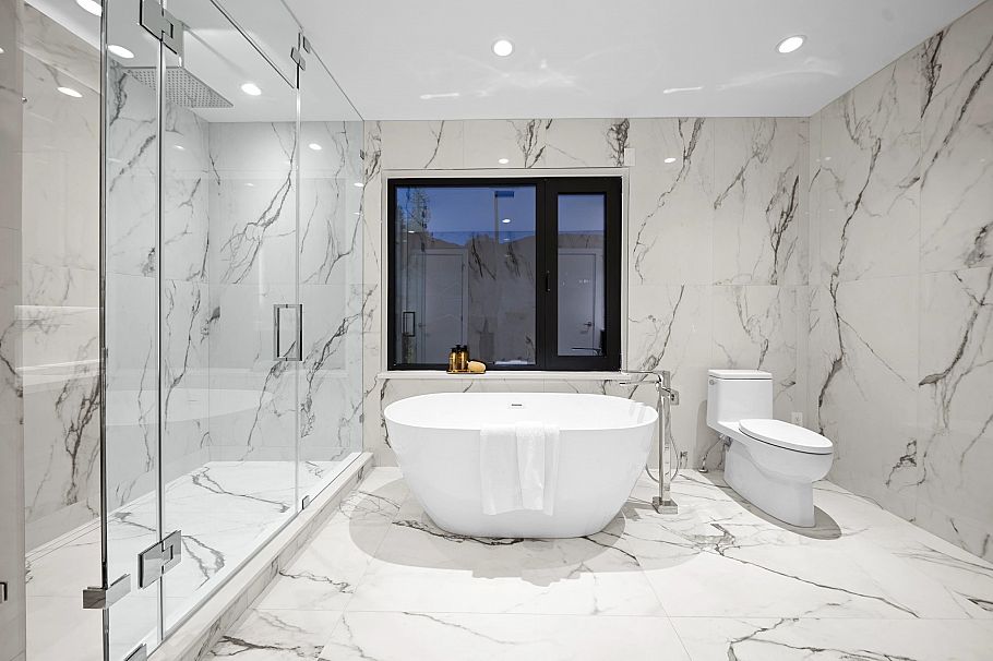 680 Westhyde Place North Vancouver, BC - 26