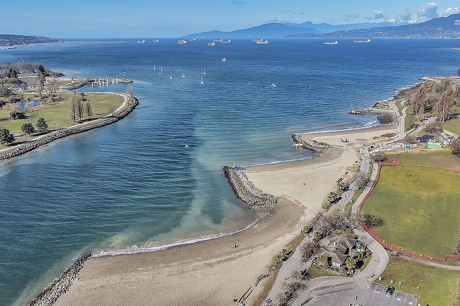 1002 1020 Harwood Street Vancouver, BC - 32