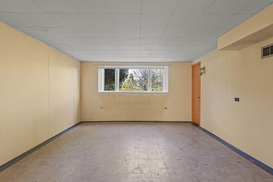 3910 W 10th Avenue Vancouver, BC - 17