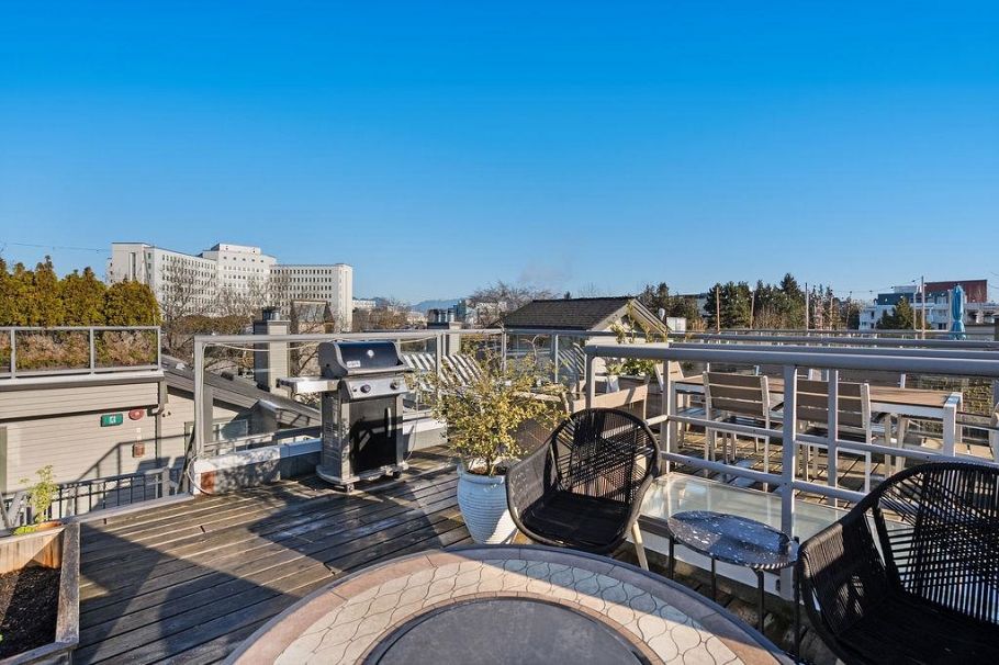 404 888 W 13th Avenue Vancouver, BC - 25