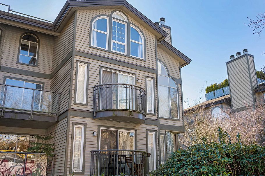 406 888 W 13th Avenue Vancouver, BC - 2