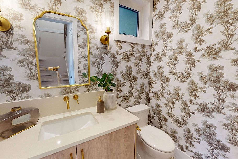 2 2528 Turner Street Vancouver, BC - 7