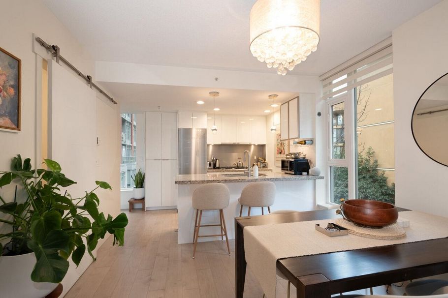 406 1133 Homer Street Vancouver, BC - 11