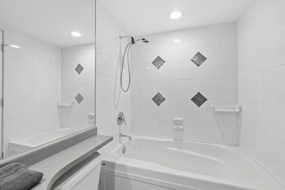 308 3161 W 4th Avenue Vancouver, BC - 24