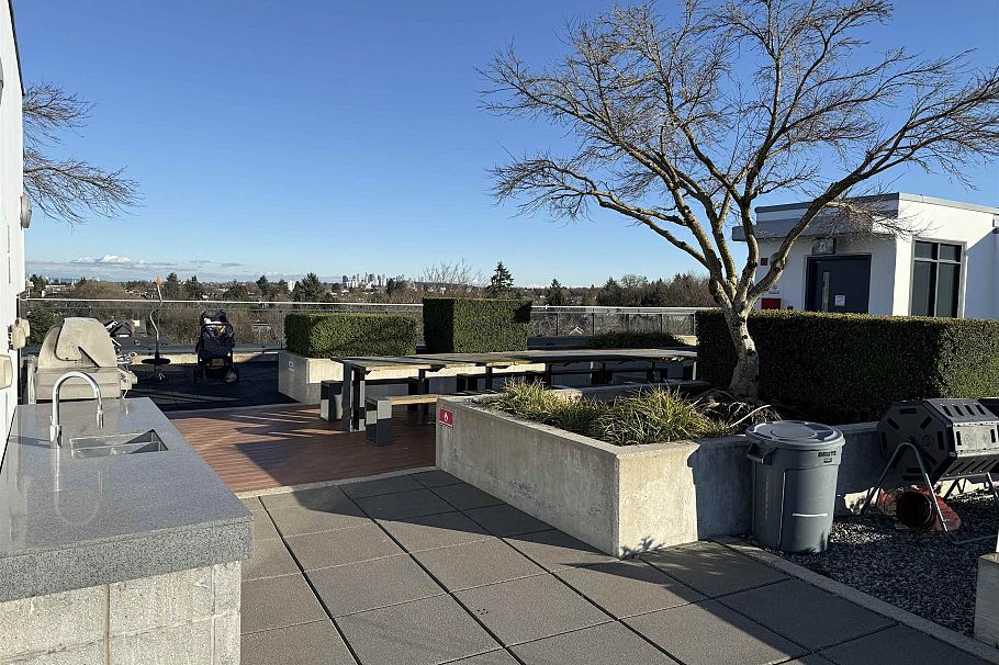 806 2888 Cambie Street Vancouver, BC - 17