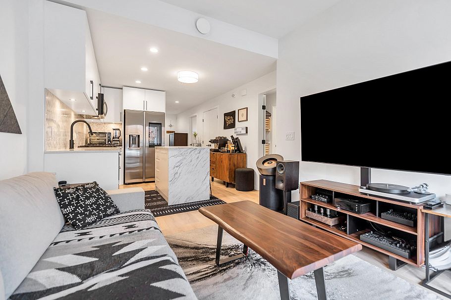 146 545 E 2nd Street North Vancouver, BC - 30