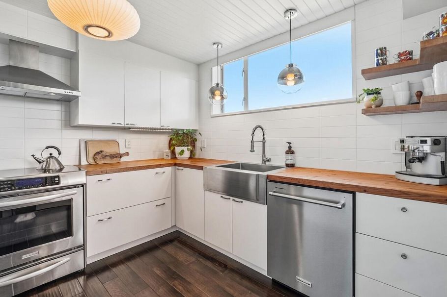 1107 3061 E Kent Avenue Vancouver, BC - 9