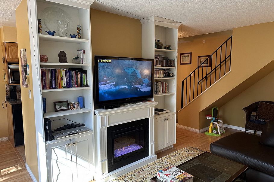 3444 Langford Avenue Vancouver, BC - 1