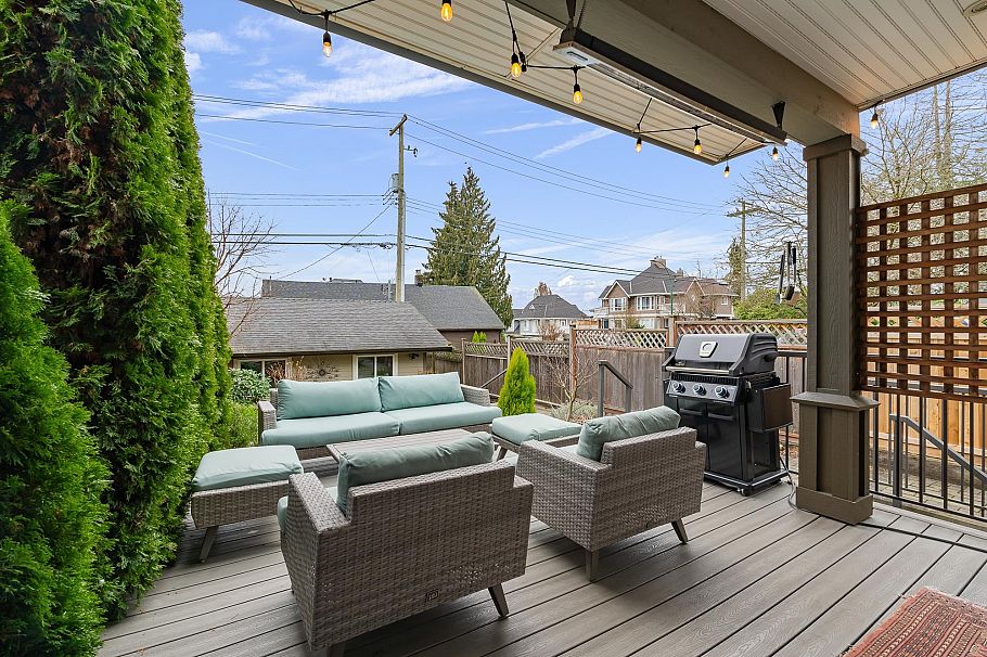 307 E 6th Street North Vancouver, BC - 36