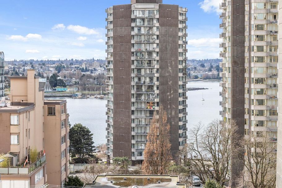 1001 1251 Cardero Street Vancouver, BC - 23