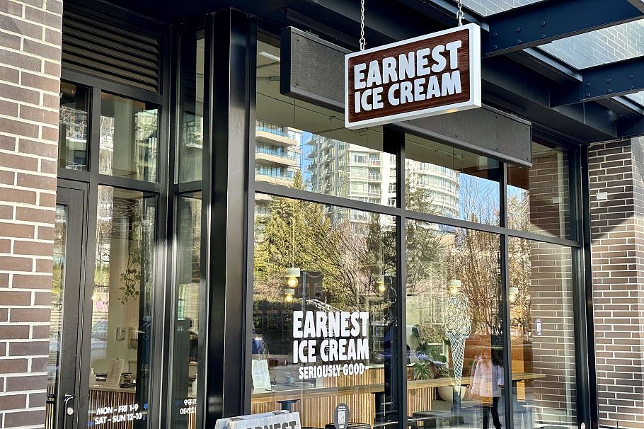 1102 151 W 2nd Street North Vancouver, BC - 32