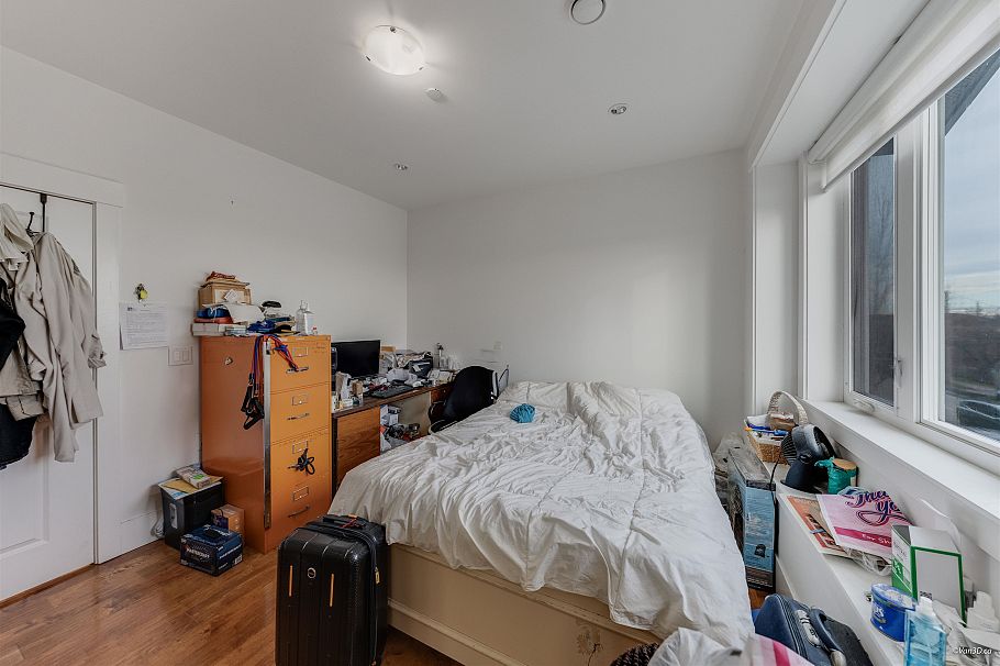 763 E 57th Avenue Vancouver, BC - 29