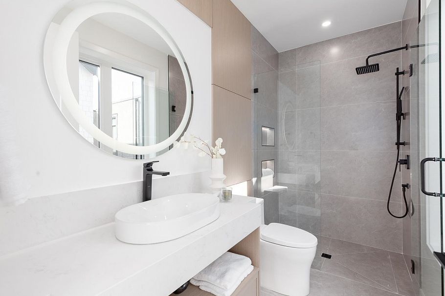 477 W 20th Avenue Vancouver, BC - 19