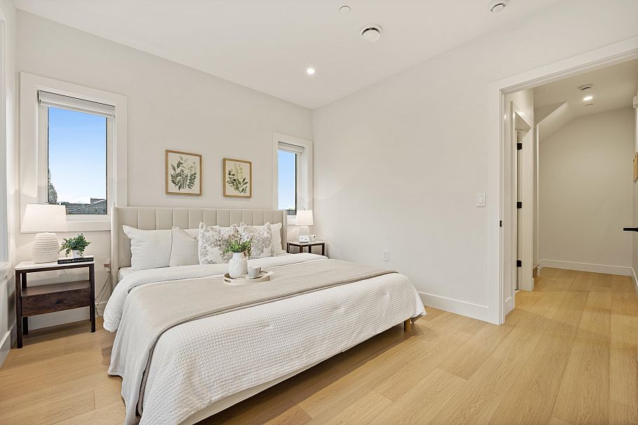 3156-1 E 8th Avenue Vancouver, BC - 14