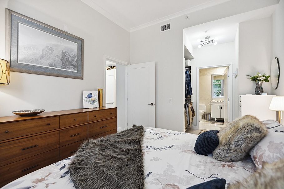 112 185 Victory Ship Way North Vancouver, BC - 13