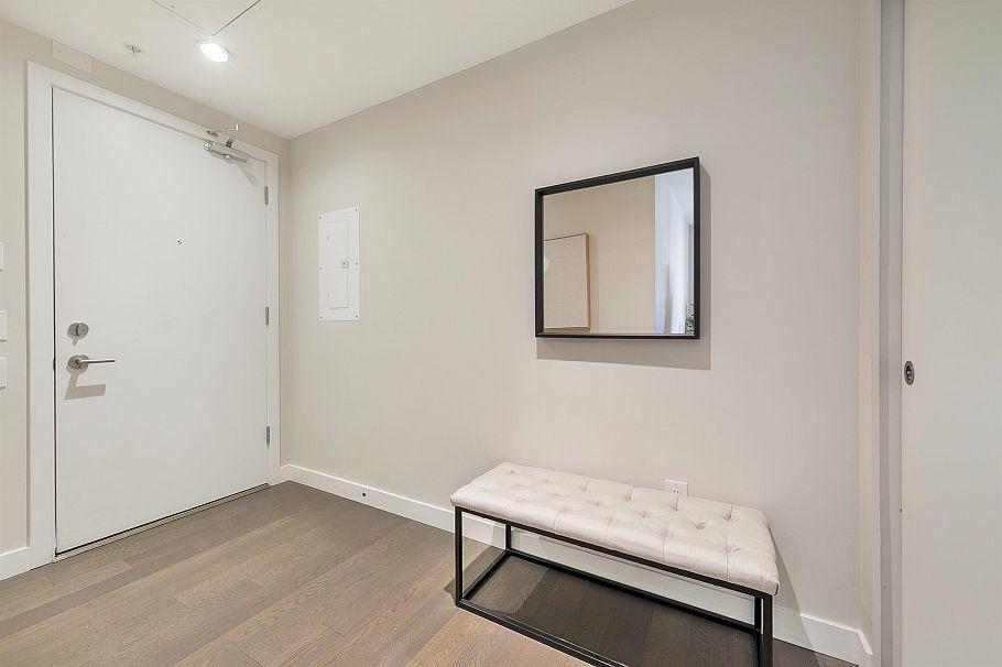 306 688 E 19th Avenue Vancouver, BC - 20