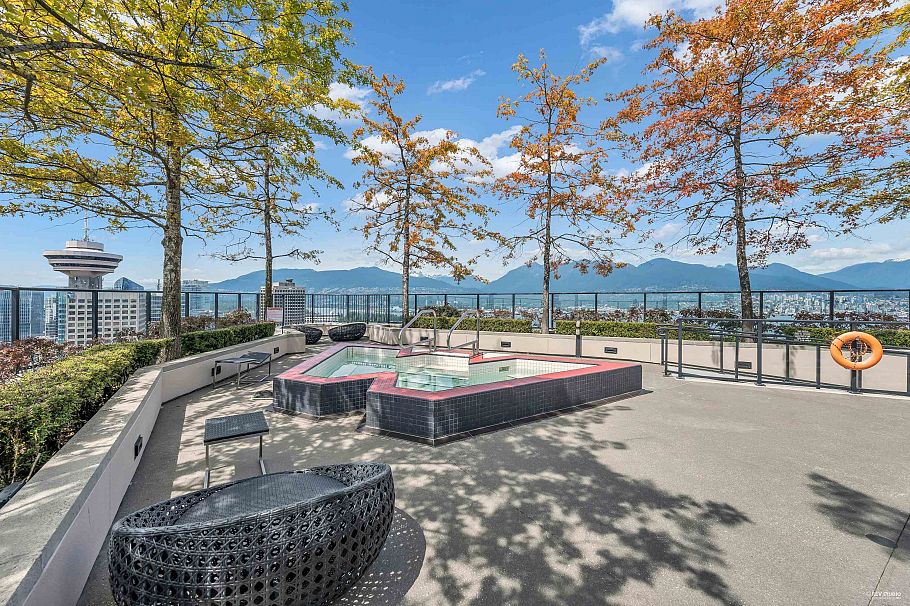 3605 128 W Cordova Street Vancouver, BC - 10