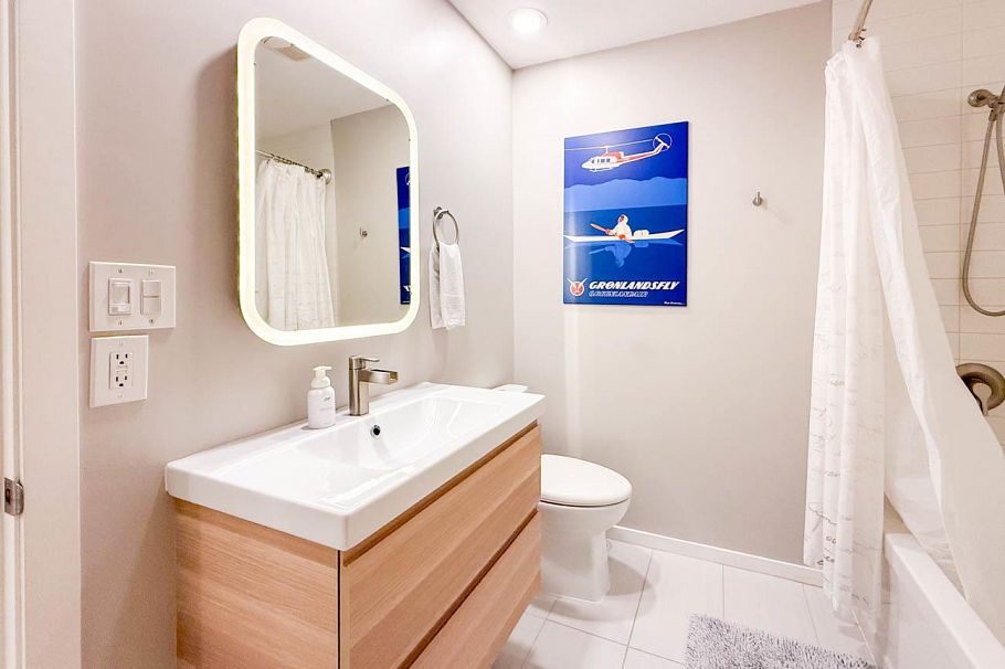 10 704 W 7th Avenue Vancouver, BC - 24