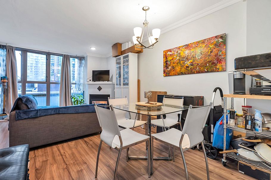 502 928 Richards Street Vancouver, BC - 12