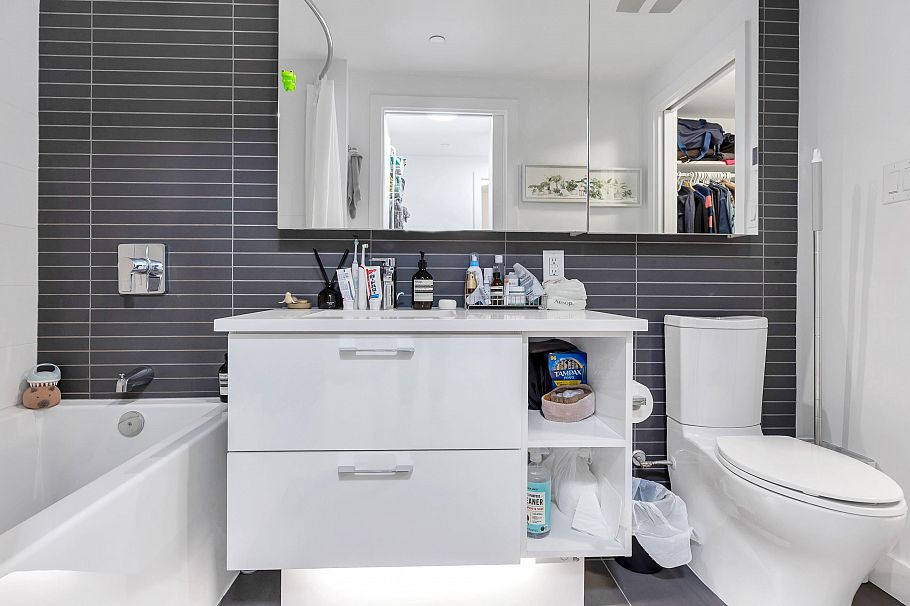 601 8538 River District Crossing Vancouver, BC - 25