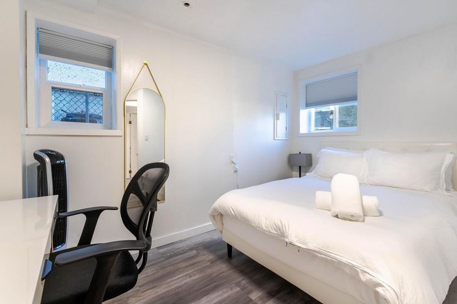 447 E 30th Avenue Vancouver, BC - 20