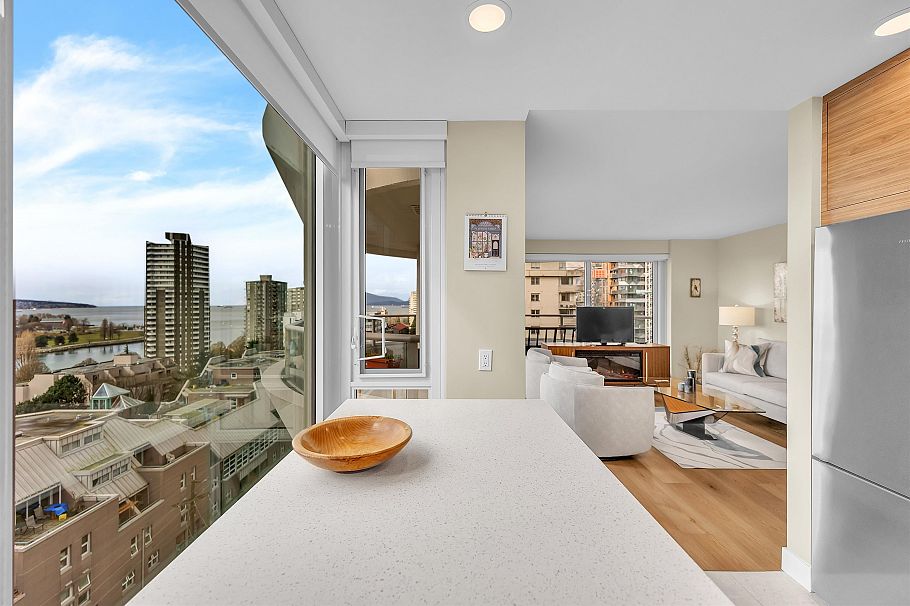 1002 1020 Harwood Street Vancouver, BC - 12