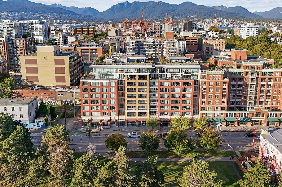 715 221 Union Street Vancouver, BC - 24