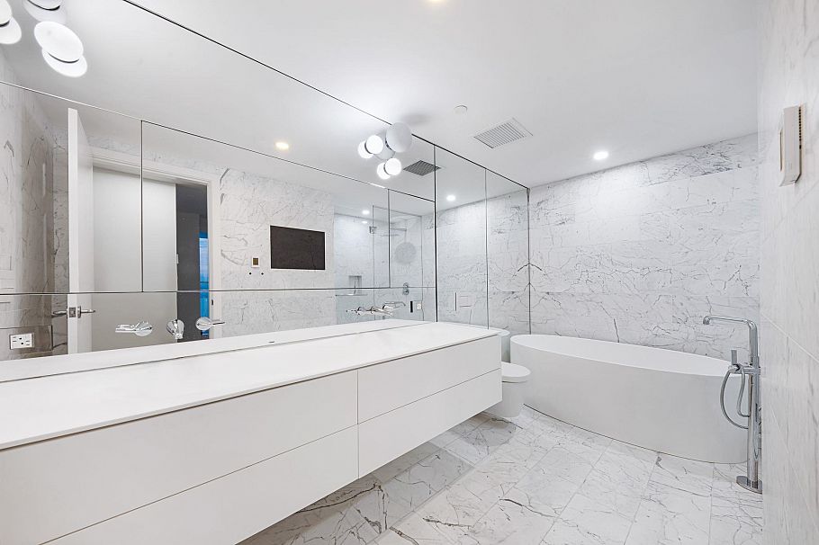 5702 1480 Howe Street Vancouver, BC - 19