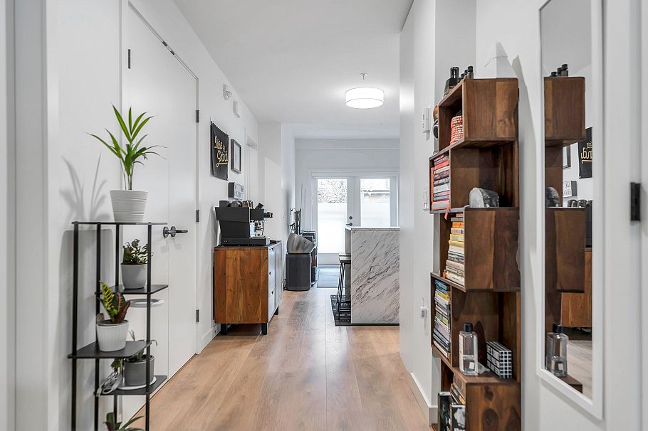 146 545 E 2nd Street North Vancouver, BC - 8