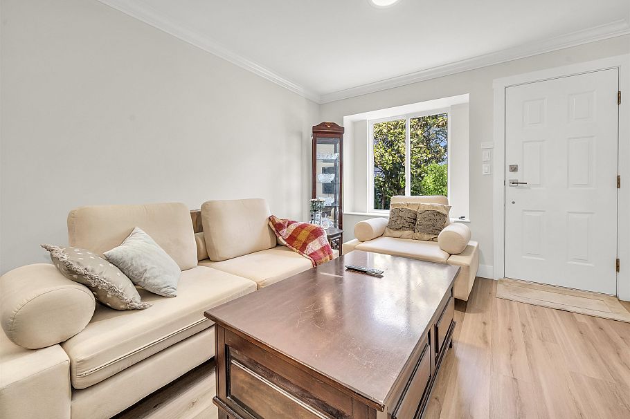 1089 E King Edward Avenue Vancouver, BC - 21