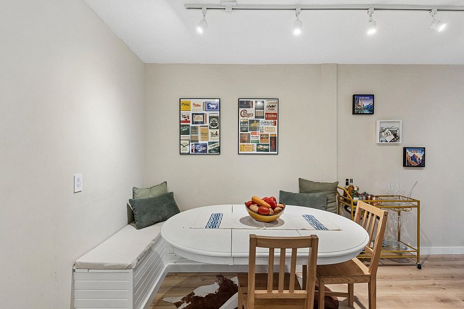 101 175 E 5th Street North Vancouver, BC - 14