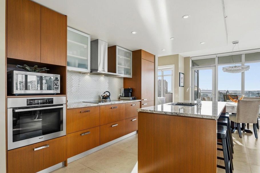 2902 1028 Barclay Street Vancouver, BC - 3