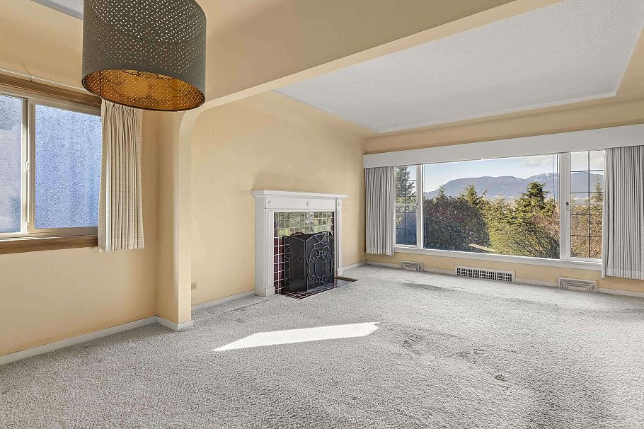 3910 W 10th Avenue Vancouver, BC - 8