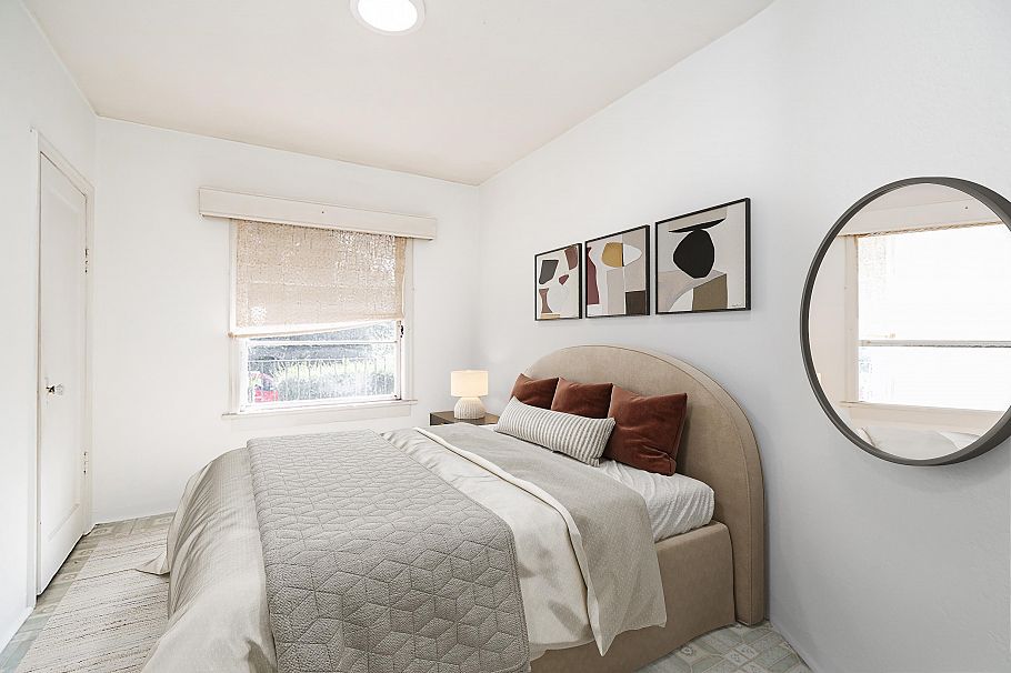 2212 Old Dollarton Road North Vancouver, BC - 21