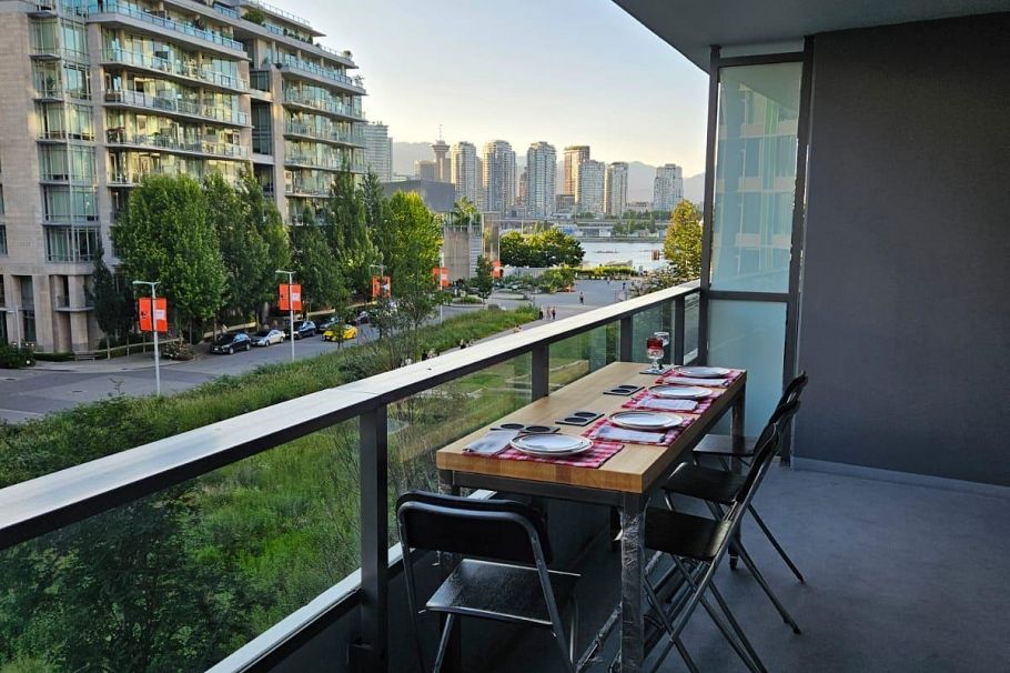 404 1688 Pullman Porter Street Vancouver, BC - 21