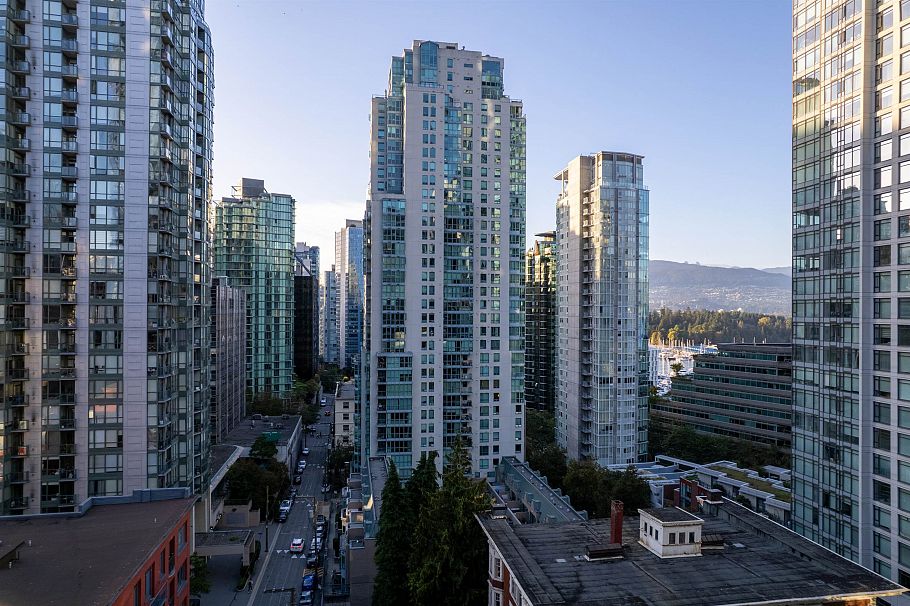 2904 1238 Melville Street Vancouver, BC - 5