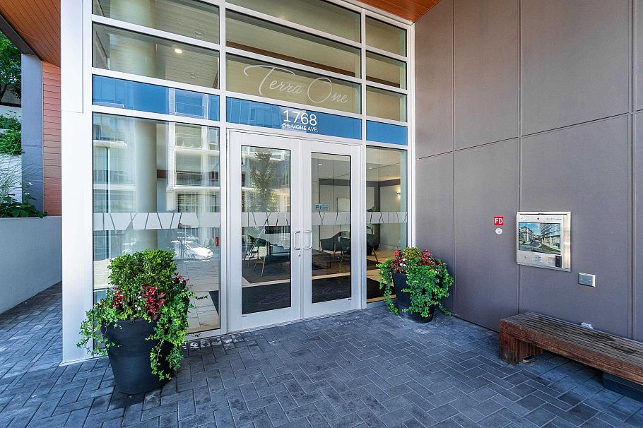 303 1768 Gilmore Avenue Burnaby, BC - 30