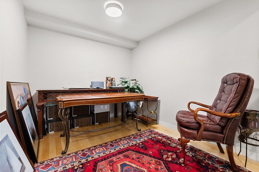 1053 Marinaside Crescent Vancouver, BC - 23