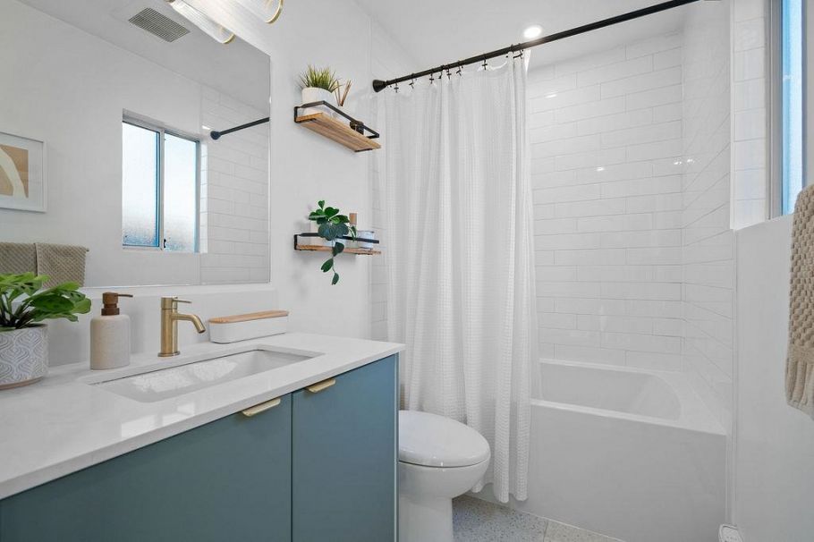 404 888 W 13th Avenue Vancouver, BC - 16