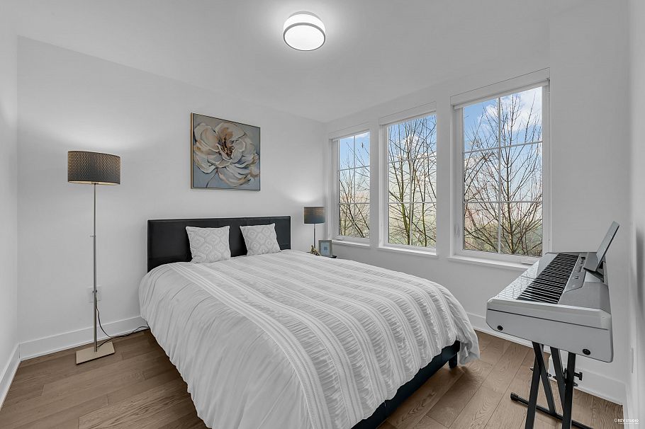 118 2070 Curling Road North Vancouver, BC - 21