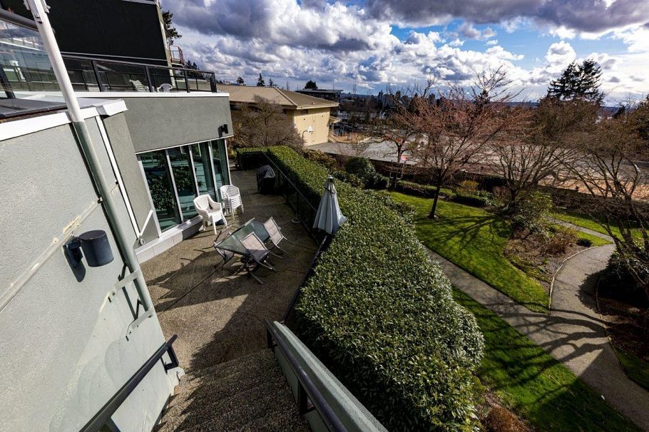 201 2800 Chesterfield Avenue North Vancouver, BC - 29