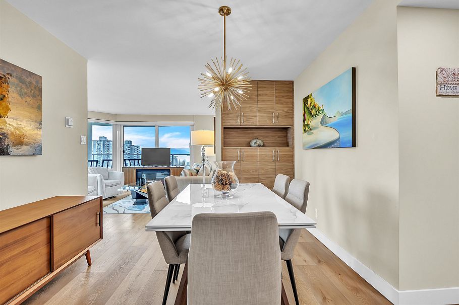 1002 1020 Harwood Street Vancouver, BC - 2