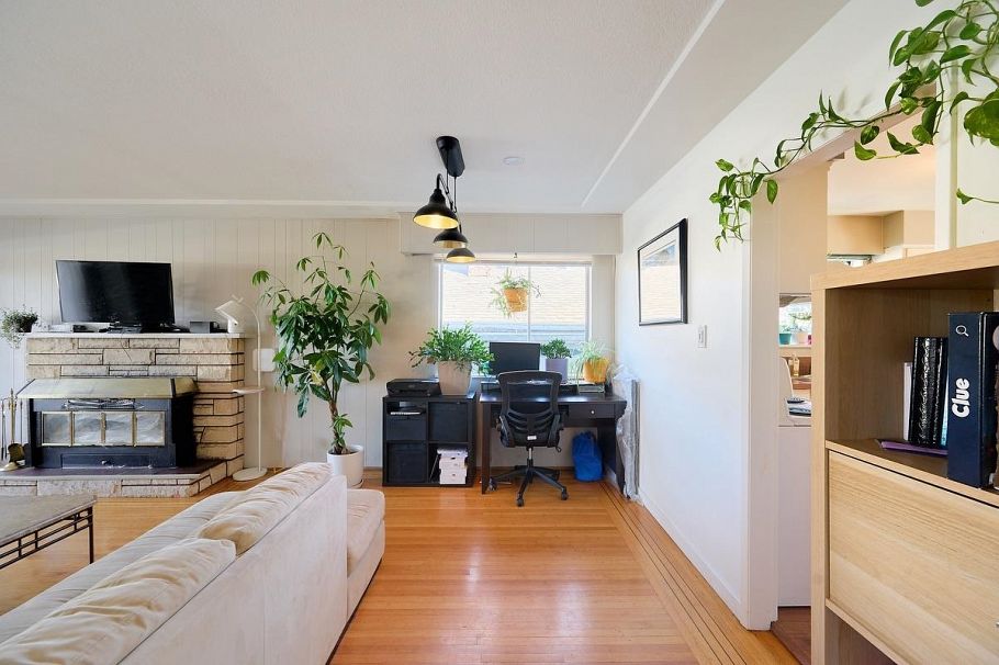 50 E 37th Avenue Vancouver, BC - 7