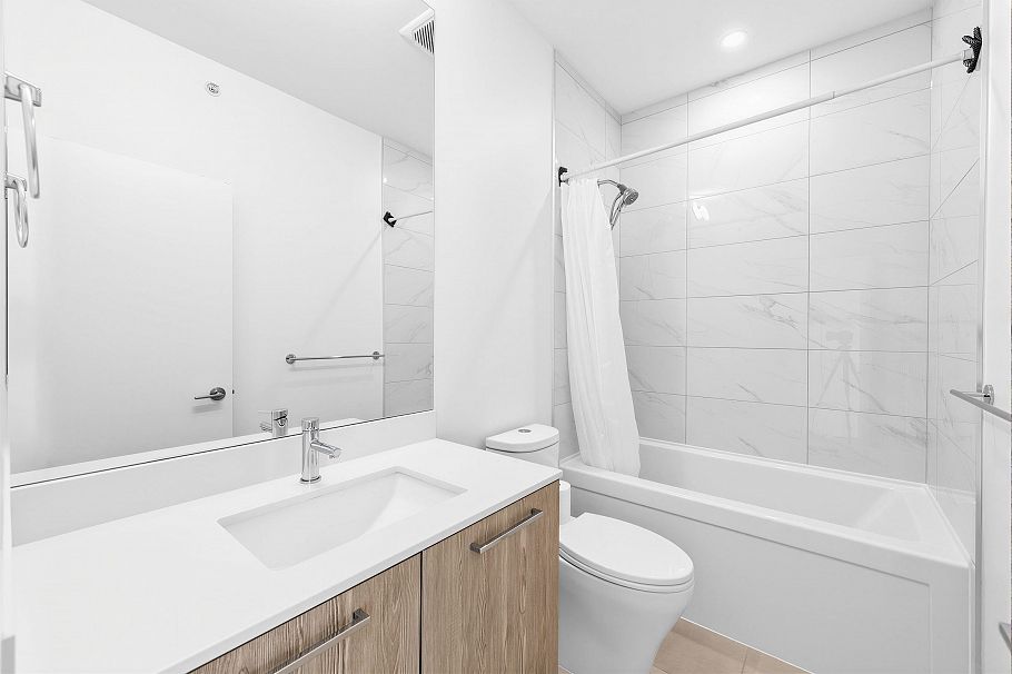 30 3597 Malsum Drive North Vancouver, BC - 25