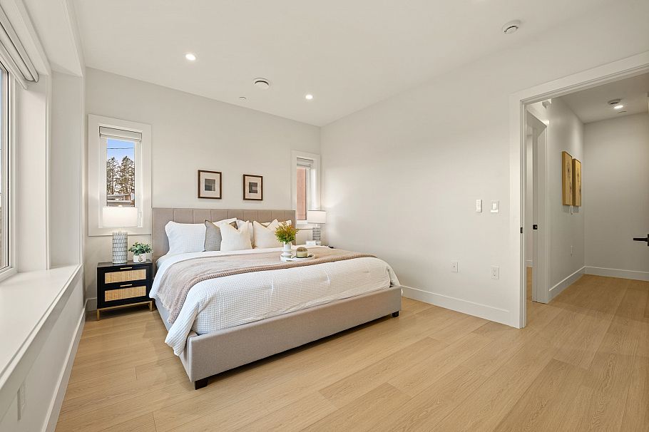 3156-2 E 8th Avenue Vancouver, BC - 11