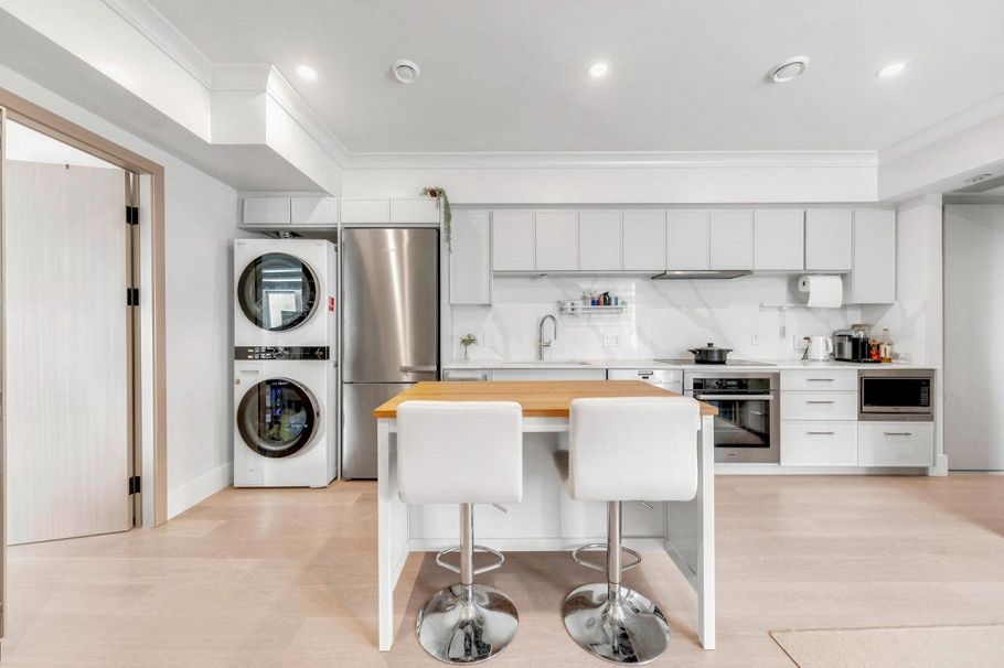 7709 Granville Street Vancouver, BC - 2